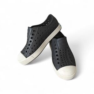 Native Jefferson Slip-On Sneakers Black White Boys Size 12c Youth Toddler